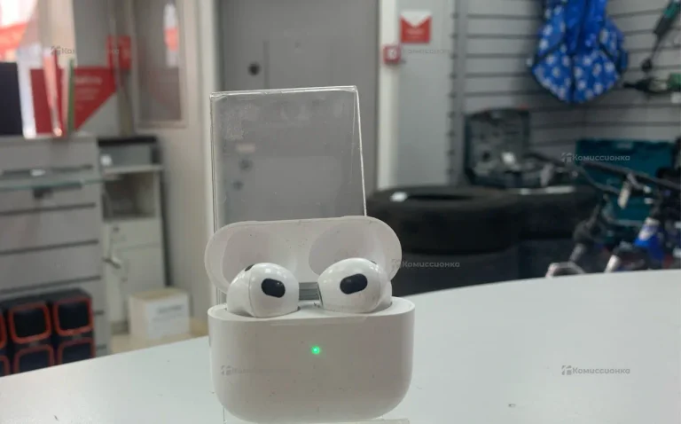 Наушники  AirPods
