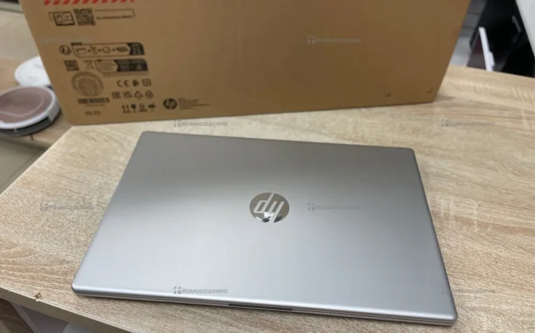 Ноутбук HP Laptop 15-fc0165