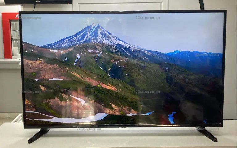 Телевизор Samsung UE43TU7002U