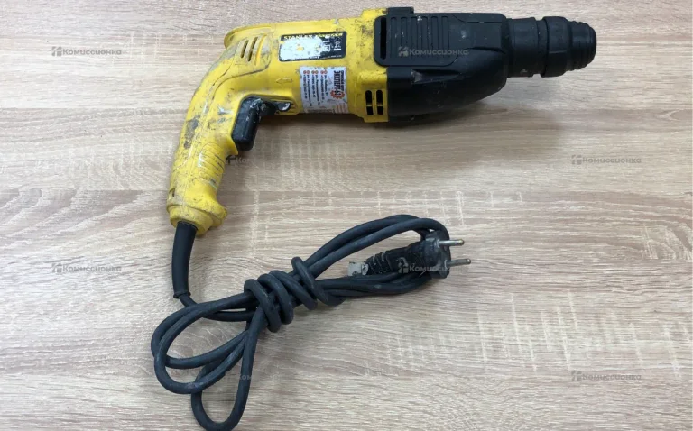 Перфоратор Stanley fmer524