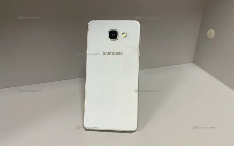 Samsung Galaxy A5 (2016) 2/16 ГБ
