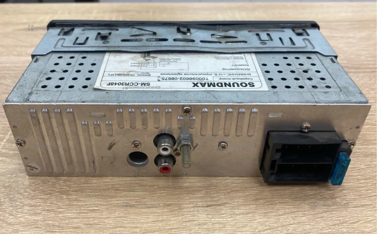 Автомагнитола Soundmax SM-CCR3048F