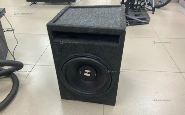 Сабвуфер  Hannibal HS-1200