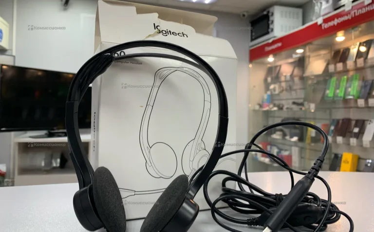 Наушники  Logitech