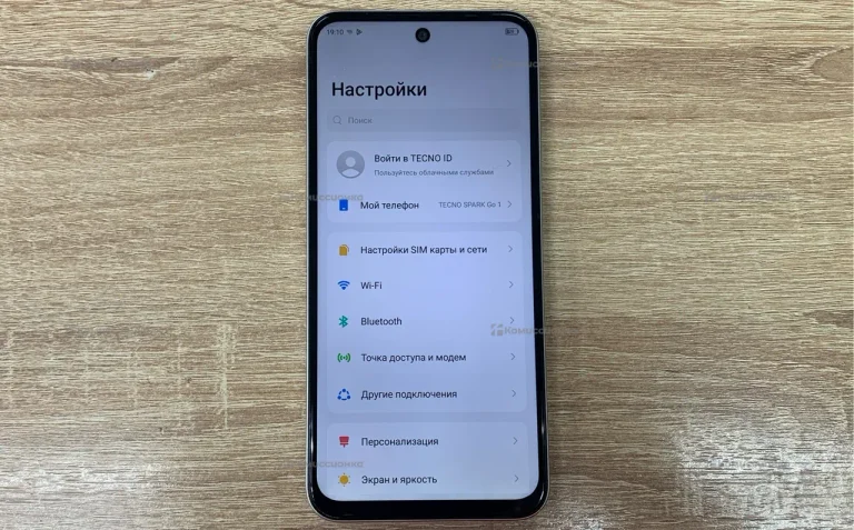 Tecno Spark Go 1 3/64 ГБ