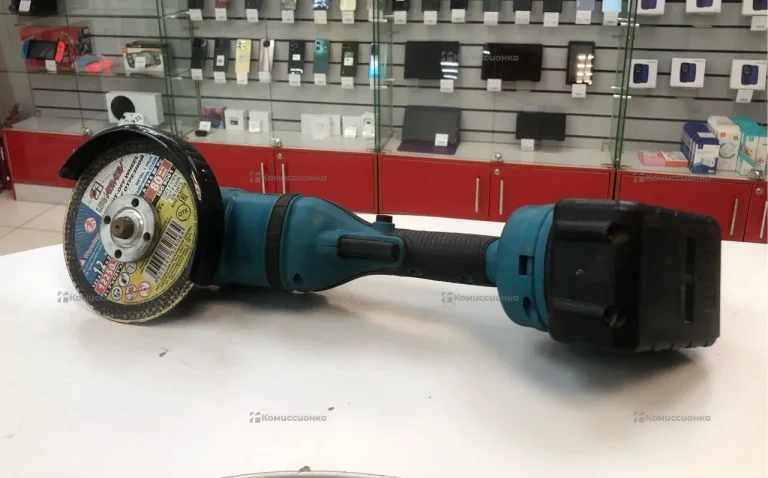 УШМ аккумаляторная Makita (реплика)