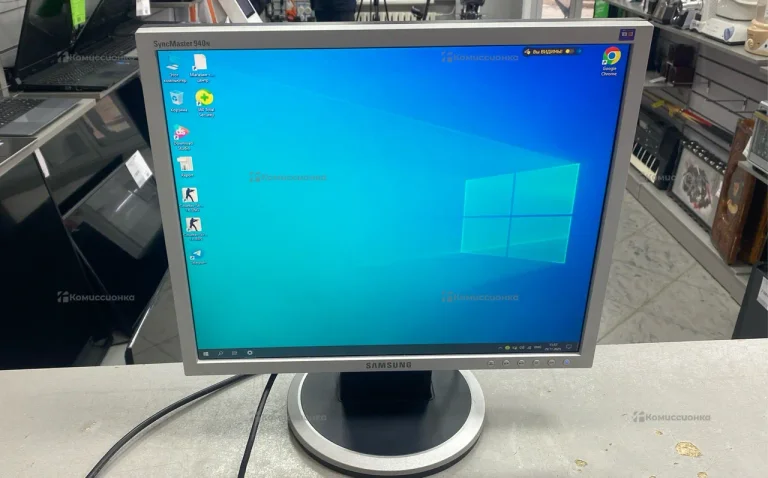 Монитор Samsung SyncMaster 940N