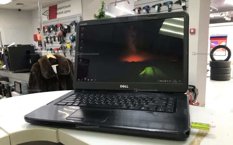 Ноутбук  Dell