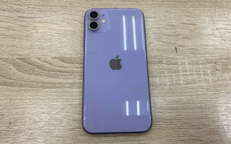 Apple IPhone 11 64 ГБ