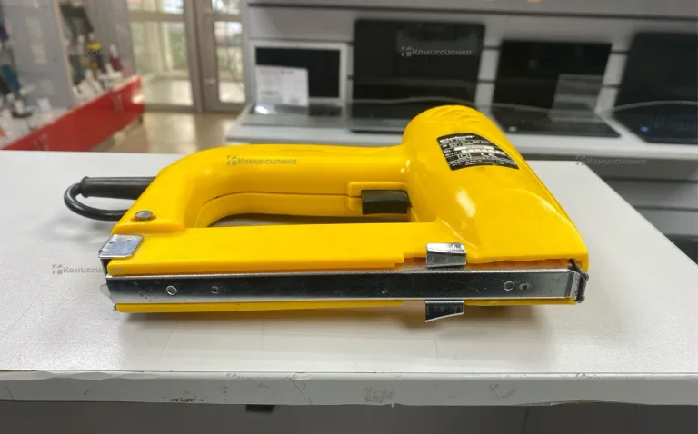 Электрический степлер Einhell BET 750