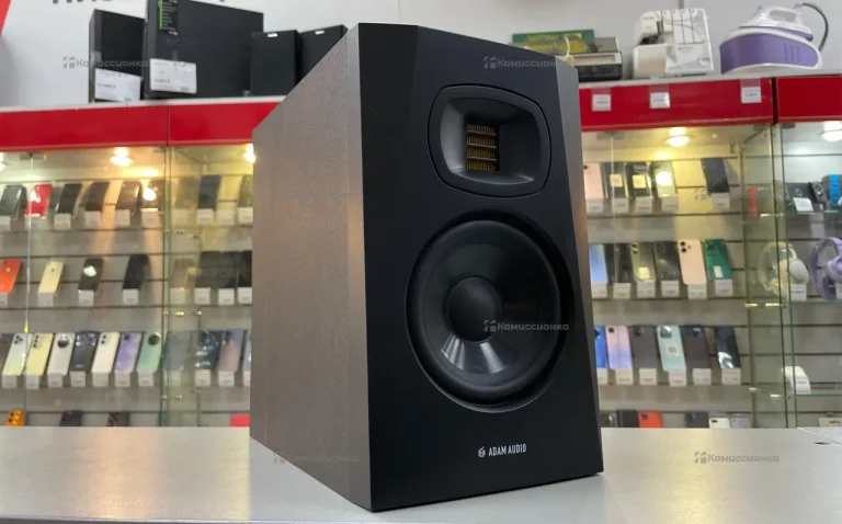 Студийный монитор Adam Audio T5V