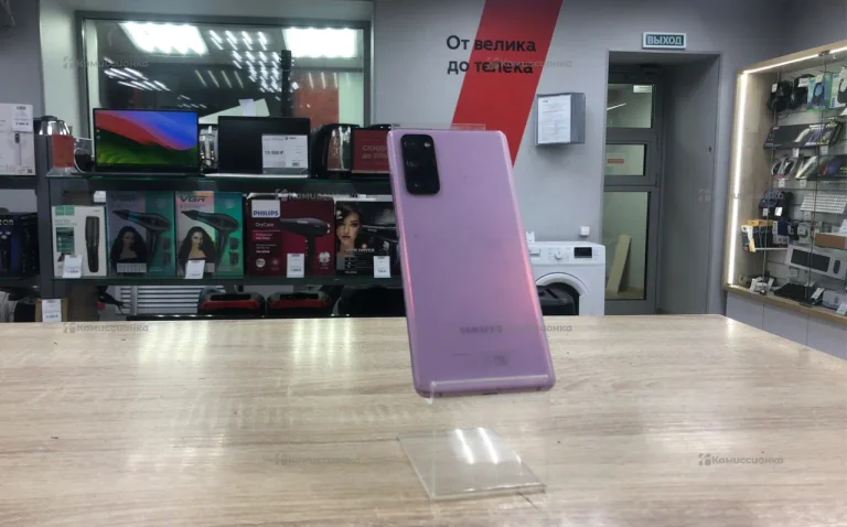 Samsung Galaxy S20 FE 6/128 ГБ