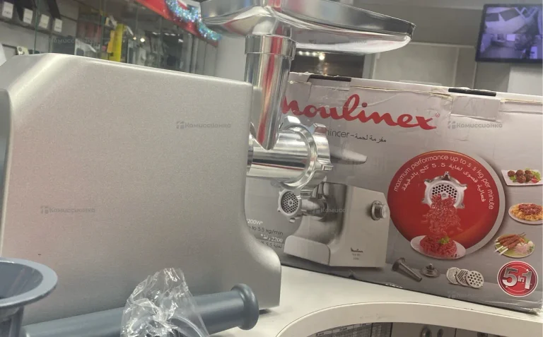 Мясорубка Moulinex HV10