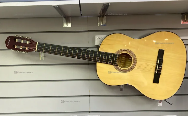Клacсичecкая гитара DаVinci DС-70A NА