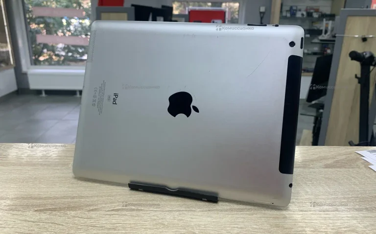 Планшет Apple iPad 4 64Gb Wi-Fi + Cellular