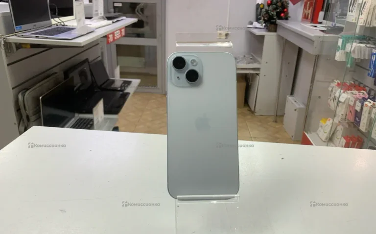 Apple iPhone 15 6/128 ГБ