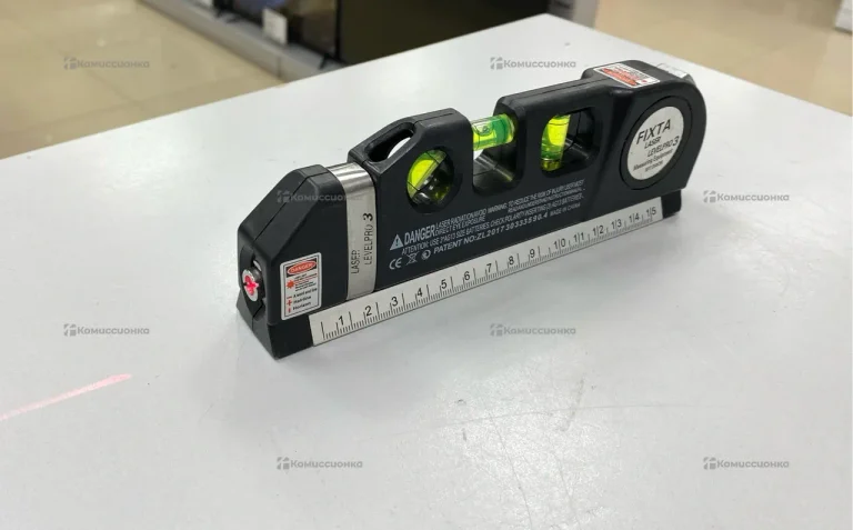 Уровень с напровлябщей Fixta level pro 3