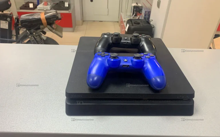 Приставка PS4. slim 500 Gb