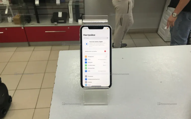 Apple iPhone XR 3/128 ГБ