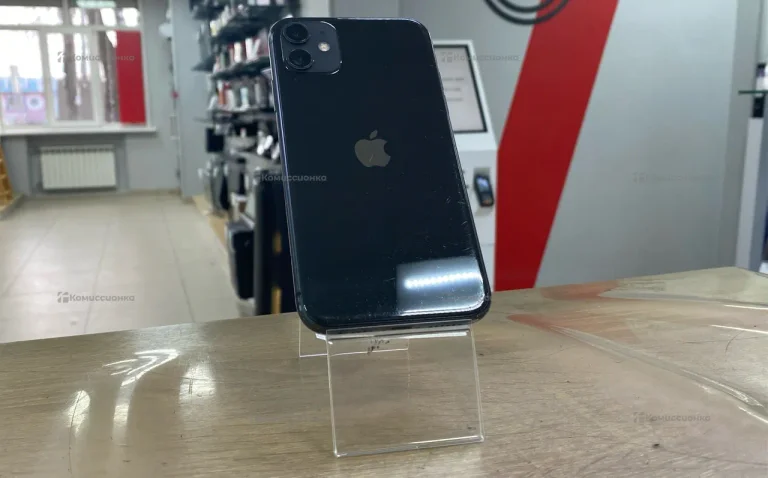 Apple iPhone 11 4/64 ГБ