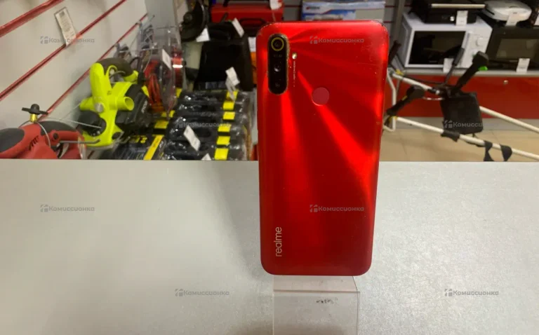 Realme C3 3/64 ГБ