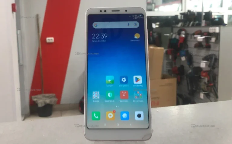 Xiaomi Redmi 5 Plus (Redmi Note 5) 3/32 ГБ