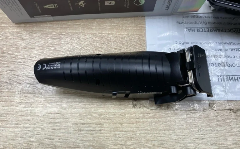 машинка для стрижки Geemy 8106