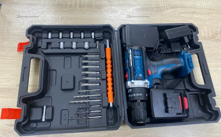 Шуруповерт makita 6833