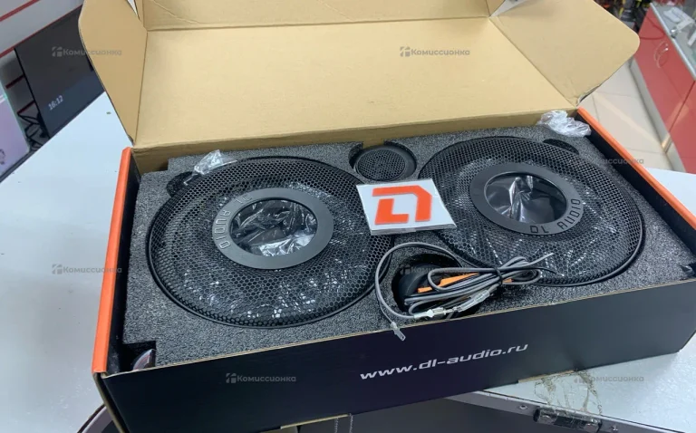 Колонки двухкомпонентные DL Audio Phyton 165.