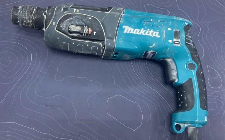 Перфоратор makita HR2470
