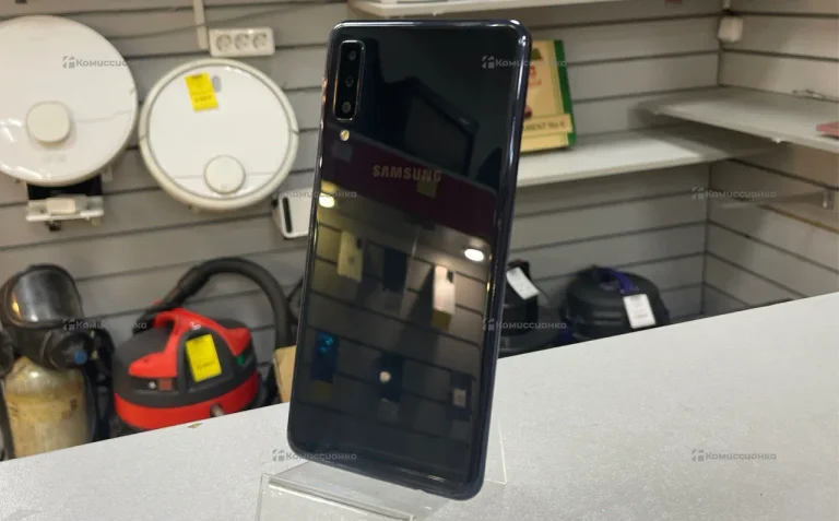 Samsung Galaxy A7 4/64 ГБ