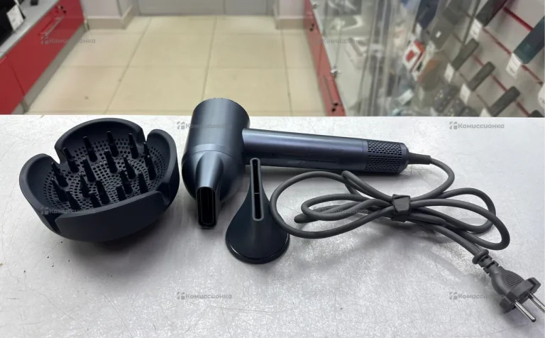 Фен careera crd 711