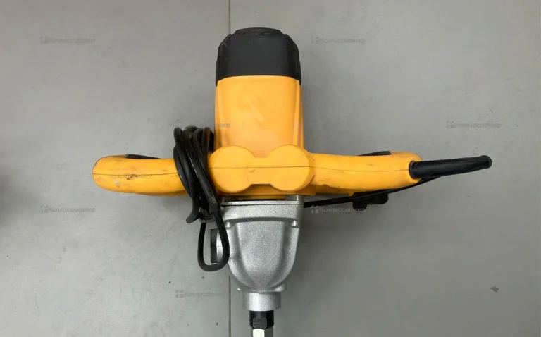 Строительный миксер Denzel EM-1-1220