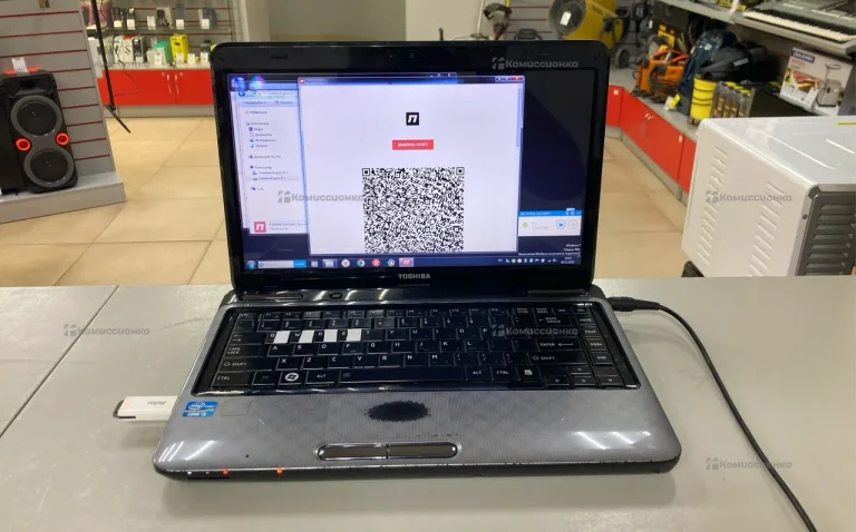 Ноутбук  tosiba l745-4110