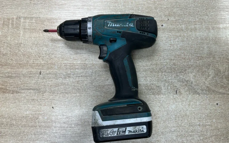 Дрель-шуруповерт makita DF347D