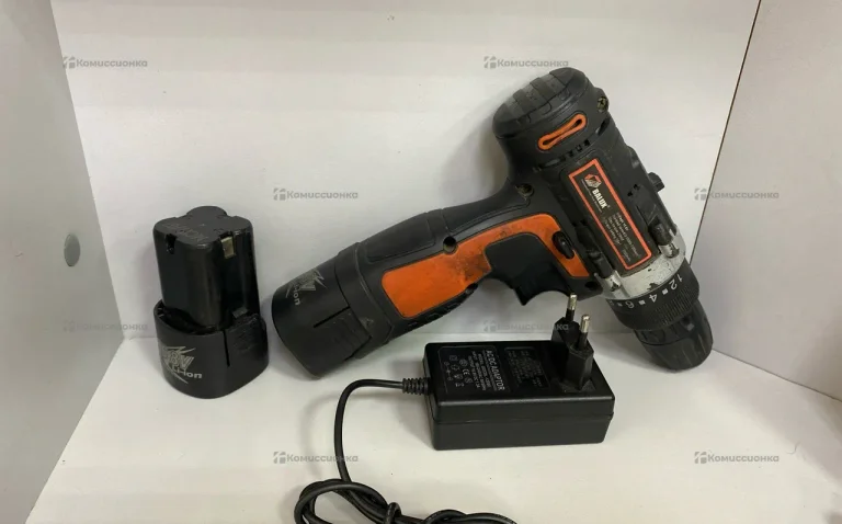 Шуруповерт Balux