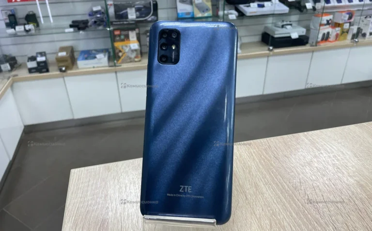 ZTE Blade V2020 Smart 4/64 ГБ