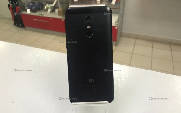 Xiaomi Redmi 5 Plus (Redmi Note 5) 3/32 ГБ