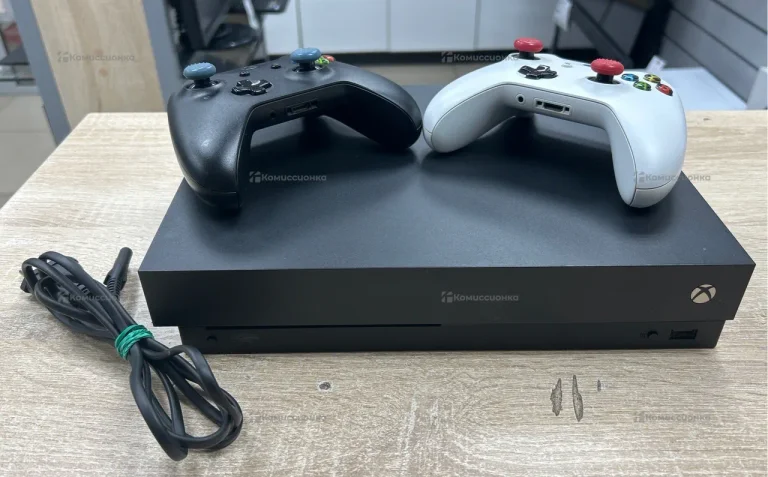 Приставка Xbox one X 1Tb