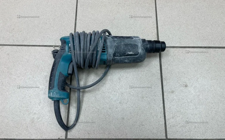 Перфоратор makita HR2470T
