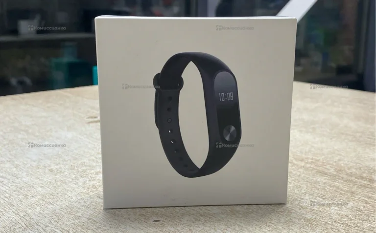 Часы  Xiaomi mi band 2