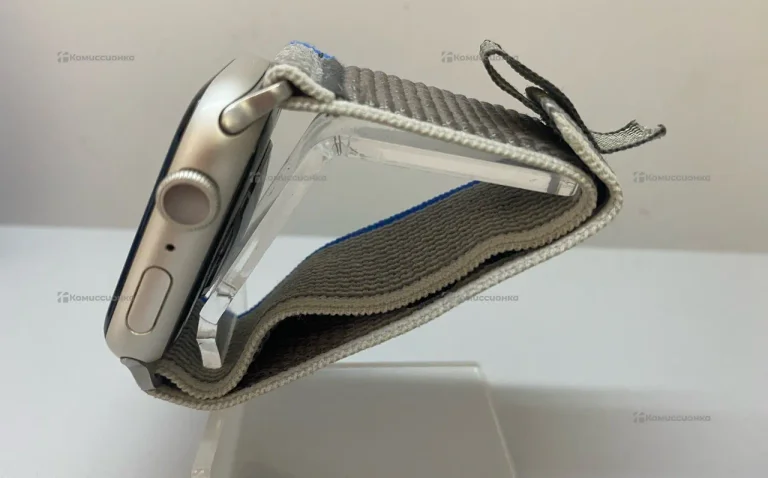 Часы Apple Watch 7