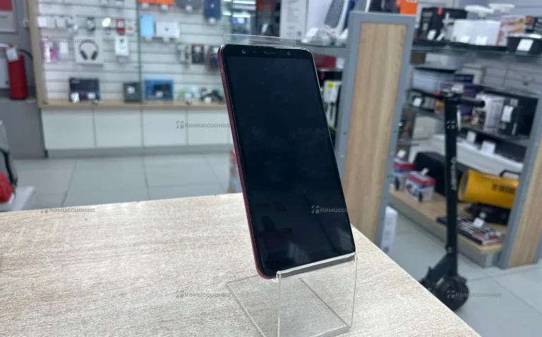 Samsung Galaxy A7 (2018) 4/64 ГБ