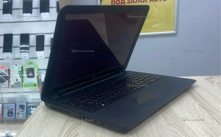 Ноутбук  hp 15-ac002ur