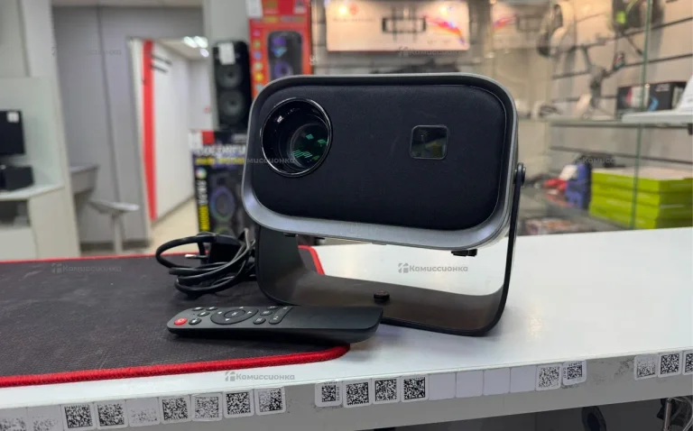 Проектор  YUYU Q12