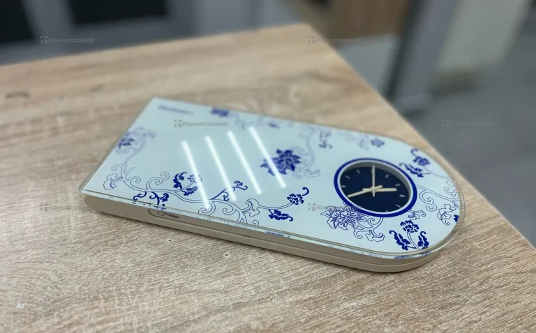 Весы  кухонные электронные Rolsen с часами