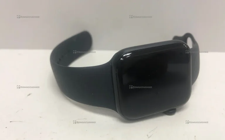 Часы Apple watch se 44mm