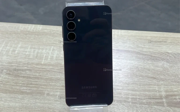 Samsung Galaxy S23 FE 8/128 ГБ