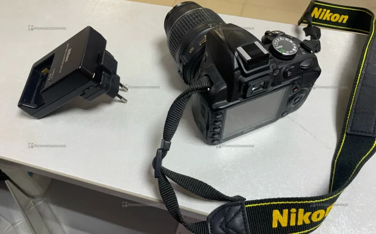 Фотоаппарат  Nikon D3100