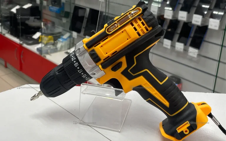 Шуруповёрт DeWalt (реплика)